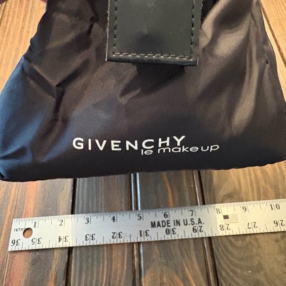 Givenchy Zip Pouch Cosmetic Bag Black - Picture 3 of 5